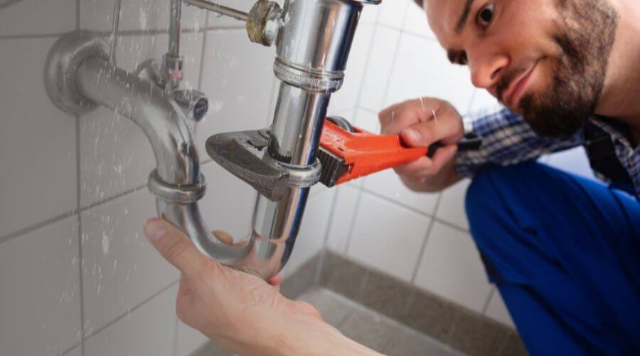 Expert burst pipe repair services in Pittsboro, NC